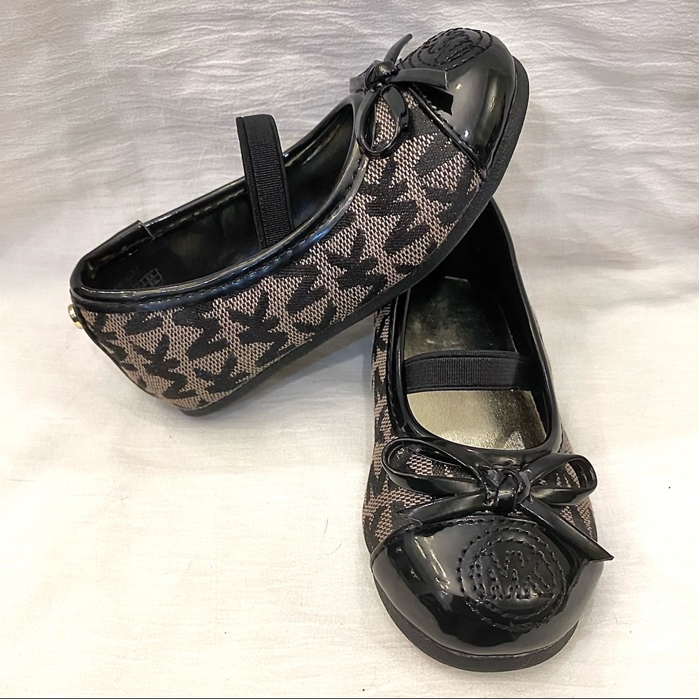 Michael Kors- Brown/Black Toddler slip ons size 6